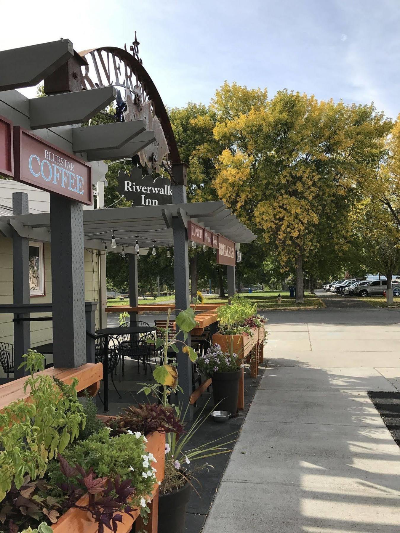 Riverwalk Inn Chelan Exterior foto